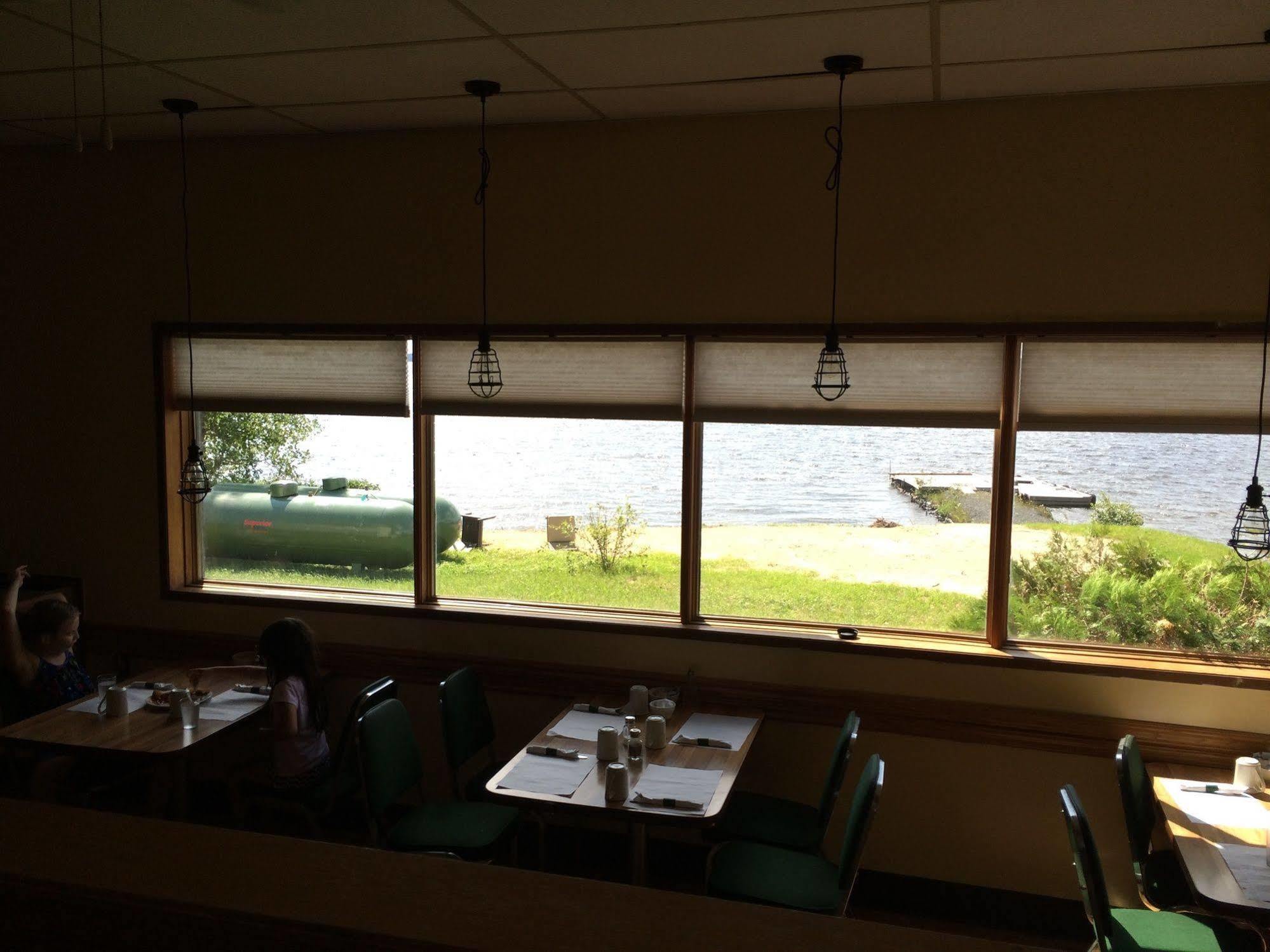 Pickle Lake Hotel 외부 사진